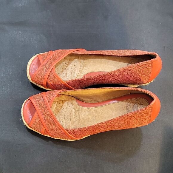 NURTURE WOMEN'S ANTONIA LEATHER WEDGE ESPADRILLE PUMPS - Picture 7 of 14